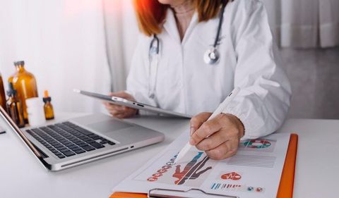 Complete Guide to Living With Beta Thalassemia: Symptoms, Diagnosis, Treatment Options, Daily Care, and Long-Term Health Management
